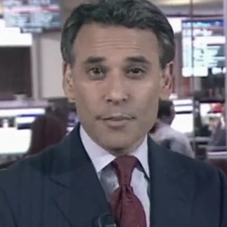 Arquivo:SLCK News Presenter.png