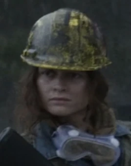 Arquivo:Membro da Gearhead (FTWD).png