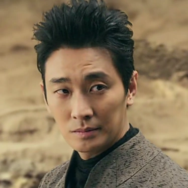 Arquivo:Hae won Along 2 .webp