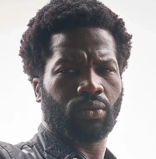 Arquivo:Elliot Finch.png