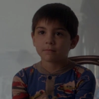 Arquivo:Scream Queens Boone Clemens criança.png