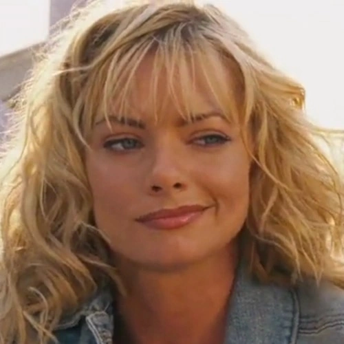 Arquivo:Tina Armstrong (DOA).png
