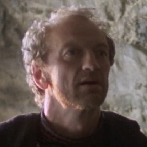 Arquivo:Osric (Hamlet - 1990).png