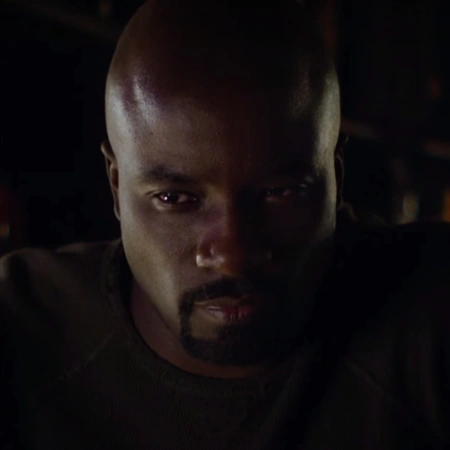 Arquivo:Luke Cage (JJ).webp
