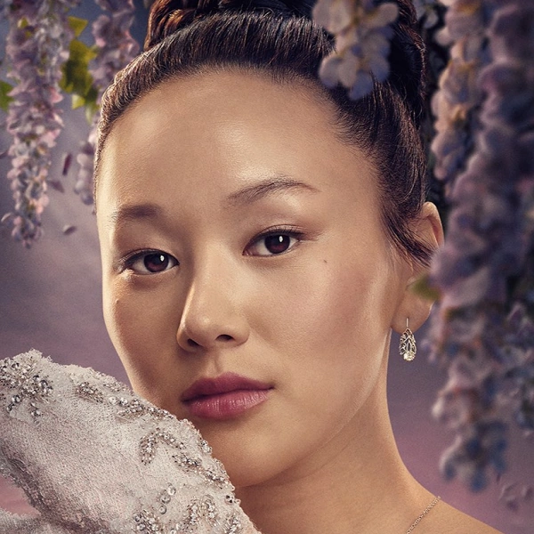 Arquivo:Sophie Baek (Bridgerton).png
