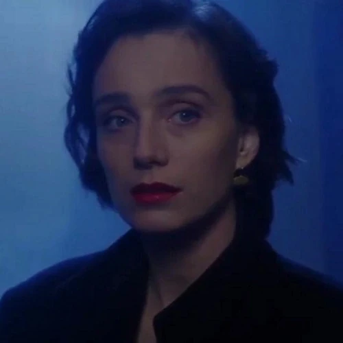 Arquivo:Missão Impossível (1996) - Sarah Davies (Kristin Scott-Thomas).jpg