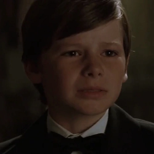 Arquivo:Bruce Wayne ni% 3Fo - BB.png