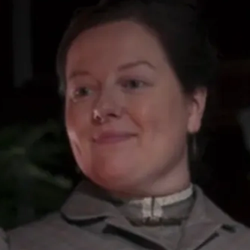 Arquivo:Mabel Ainsley (AID).png