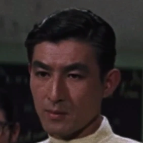 Arquivo:Doutor Mothra.png