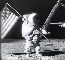 Arquivo:Neil Armstrong.png
