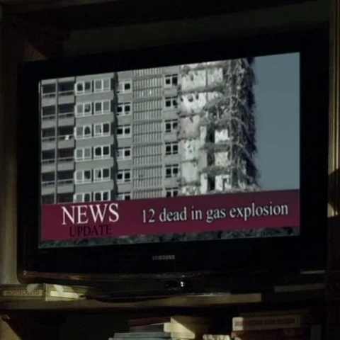 Arquivo:SLCK News Presenter 3.png