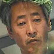 Arquivo:Tio do Hyun Soo Sweet Home.jpg