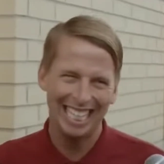 Arquivo:Tom Estranho - Esquadrão Bizarro O Filme.png