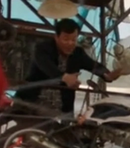 Arquivo:Vendedor Ambulante Insistente (FTWD).png