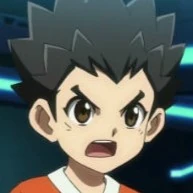 Arquivo:Kyo-sandai-beyblade-burst-5.11.jpg