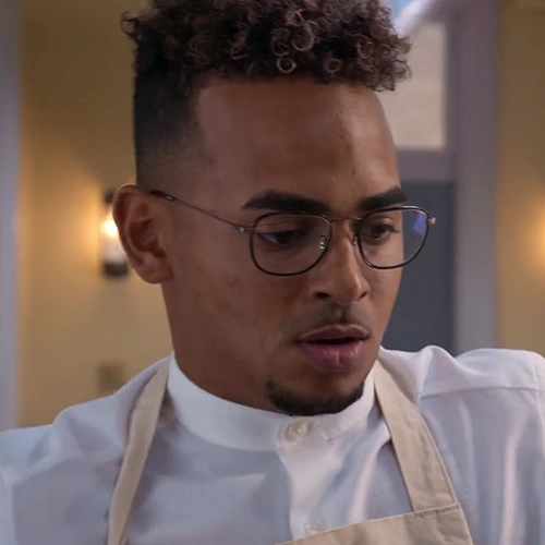Arquivo:Ozuna-T&J.png