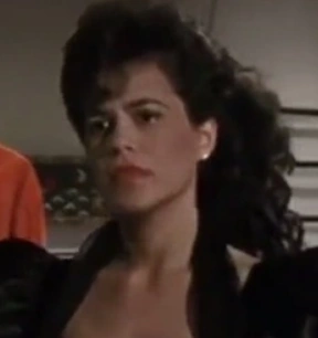 Arquivo:Cyndi It.png