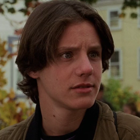 Arquivo:Max Dennison (Abracadabra).png