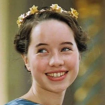 Arquivo:Rainha Susana (O Leão, a Feiticeira e o Guarda-Roupa).jpg