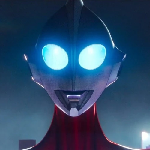 Arquivo:Ken Sato Ultraman (U-AA).jpg