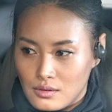 Arquivo:IRIS-Lee Eon-Jeong.jpg