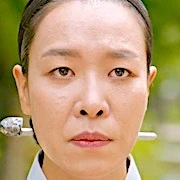 Arquivo:Mr Queen-Cha Chung-Hwa.jpg