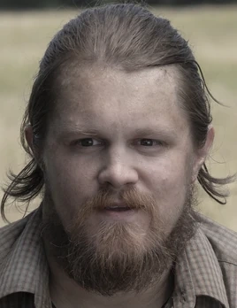 Arquivo:Tom (T05 - FTWD).png