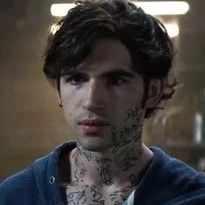 Arquivo:Elliot Patterson-DoomPatrolserie.png