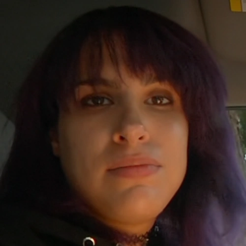 Arquivo:Sara (C2).png
