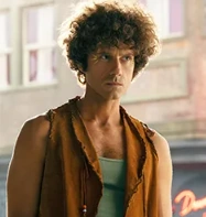 Arquivo:Topher - Schmigadoon!.png