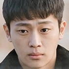 Arquivo:Park Kwang Beom Pousando no Amor.jpg
