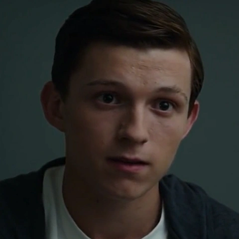 Arquivo:PeterParker-CW.png