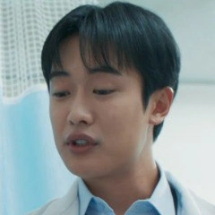 Arquivo:Doutor (UBG).png