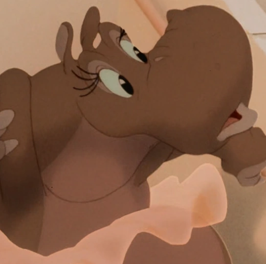 Arquivo:Hipopótamo bailarina (Uma Cilada para Roger Rabbit).png