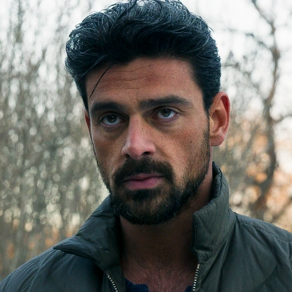 Arquivo:Enzo (AE).png