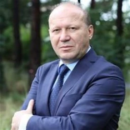 Arquivo:Turgut Atalay.jpg