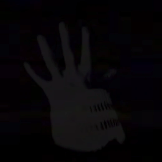 Arquivo:Entrevistador.Stella.Poppy1.png