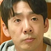 Arquivo:Baek Hyeon-Tae - Rainha das Lágrimas.jpg
