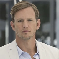 Arquivo:Frank Dean.png