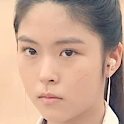 Arquivo:Hong Hae-In (jovem) - Rainha das Lágrimas.jpg