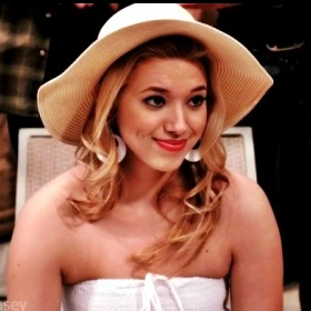 Arquivo:Mercedes Griffin (BTR).png
