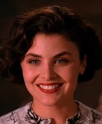 Arquivo:Audrey Horne- Twin Peaks.jpg