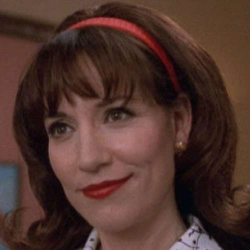Arquivo:Katey Sagal em A Casa Inteligente.png