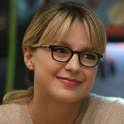Arquivo:Kara Danvers (Supergirl).webp