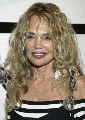 Arquivo:Dyan Cannon.jpg