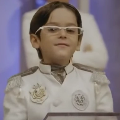 Arquivo:Chefe O - Esquadrão Bizarro O Filme.png