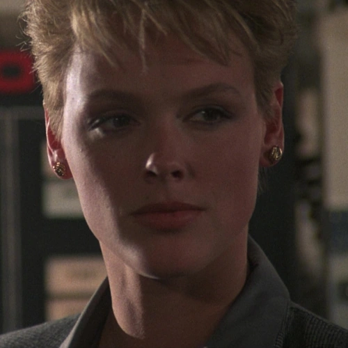 Arquivo:ROCKYIV-LudmillaVobetDrago.png