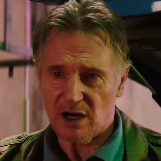 Arquivo:Robert-AA.png
