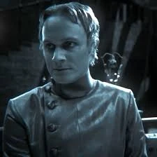 Arquivo:VictorfrankesteinOUAT.jpg