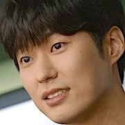 Arquivo:Ahn Dong-Goo - OADD.jpg